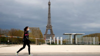 Απώλεια τουριστικών εσόδων 15,5 δισ. ευρώ το 2020 για το Παρίσι εξαιτίας της πανδημίας