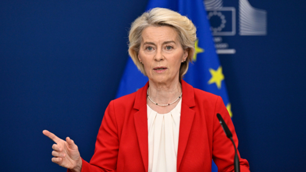 Φον ντερ Λάιεν:Η ΕE πρέπει να είναι έτοιμη να προβάλει στρατιωτική ισχύ με δυναμισμό