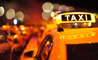 Μεγάλες αυξήσεις στα κόμιστρα των ταξί φέρνουν οι εκρηκτικές τιμές στα καύσιμα