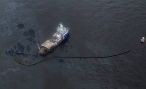 Διαρροή 82.000 λίτρων πετρελαίου στον Δούναβη