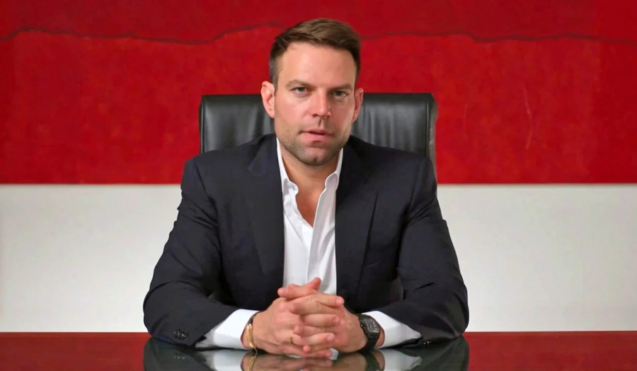 Στ. Κασσελάκης: Η αξιωματική αντιπολίτευση είναι άρρωστη (vid)