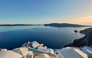 Katikies: Καλύτερο Ξενοδοχείο στην Ελλάδα και μεταξύ των καλύτερων στον κόσμο σύμφωνα με τα Travel + Leisure World’s Best Awards 2023