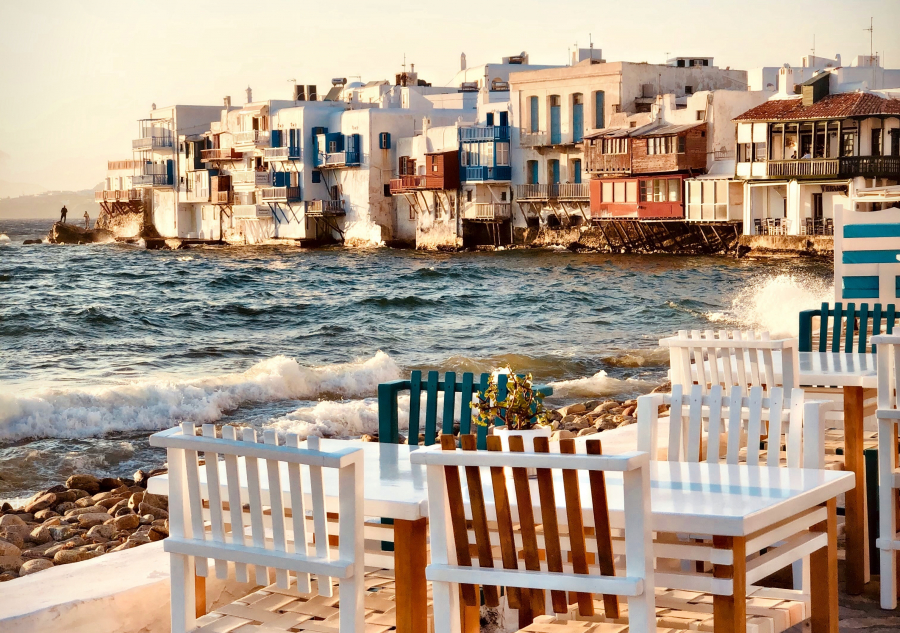 Τουρισμός: Στα 2,3 εκατομμύρια οι αφίξεις τουριστών στην Ελλάδα