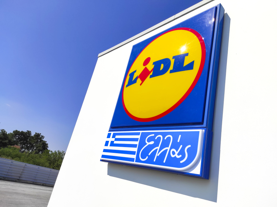 Lidl Ελλάς: Καθιερώνει τον κατώτατο μισθό στα 1.000€ μικτά για όλους τους εργαζομένους της
