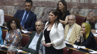 Τι ζητά η Ζωή Κωνσταντοπούλου απο τον πρωθυπουργό και τον Πρόεδρο της Βουλής