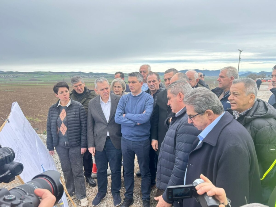 Χρίστος Δήμας: Σε εξέλιξη τα έργα αποκατάστασης του οδικού δικτύου στη Θεσσαλία