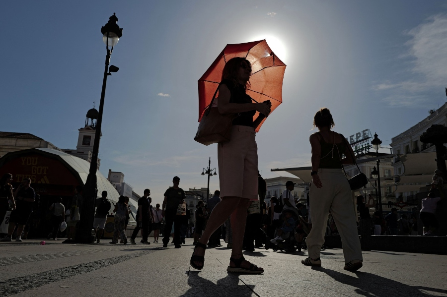 Κύμα καύσωνα με θερμοκρασίες άνω των 40 βαθμών Κελσίου στην Ευρώπη - Τρεις νεκροί από τη ζέστη στη Γαλλία