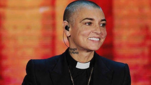 Η δισκογραφική της Σινέντ Ο΄ Κόνορ ζητάει από τον Τραμπ να σταματήσει να χρησιμοποιεί τη μουσική της