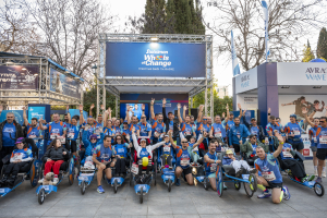 Stoiximan Wheels of Change: Έστειλε ηχηρό μήνυμα για την ισότητα στον 13ο Αυθεντικό Ημιμαραθώνιο της Αθήνας