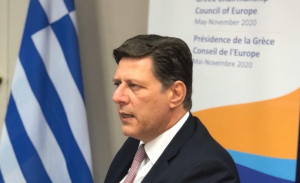 Βαρβιτσιώτης: Πόλος έλξης η Ελλάδα με τη βίζα σε «ψηφιακούς νομάδες»