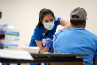 ΗΠΑ: Υποχρεωτικός ο εμβολιασμός των εκπαιδευτικών στην Καλιφόρνια