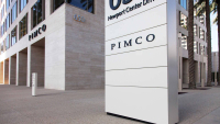 Pimco: Εκροές 29 δισ. ευρώ το δεύτερο τρίμηνο