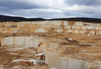 ΣΜΕ: "Καμπανάκι" ενδεχόμενων συγκρούσεων εξόρυξης και ΑΠΕ για χρήσεις γης