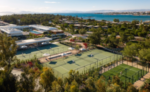 Το One &amp;only aesthesis συνεργάζεται με την Lux tennis
