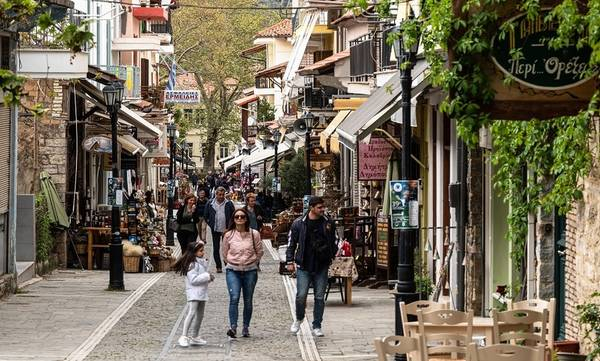 Στο 65% η πληρότητα του διημέρου στα καταλύματα της χώρας