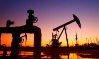 Πτώση για το πετρέλαιο εν όψει της συνάντησης του ΟΠΕΚ
