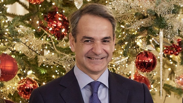 Μητσοτάκης: Αύξηση κατώτατου μισθού από 1η Απριλίου
