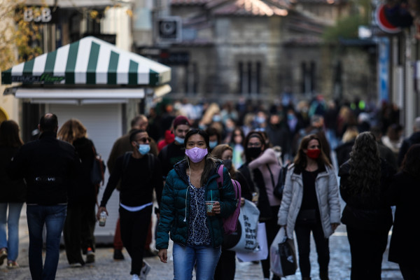 Προετοιμασίες για την επαναλειτουργία των καταστημάτων - Εξαιρούνται Θεσσαλονίκη, Αχαΐα και Κοζάνη