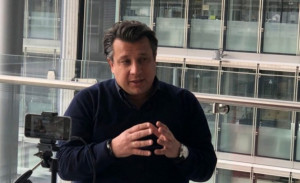 Δερμιτζάκης: Να δοθούν ελευθερίες σε όσους έχουν εμβολιαστεί