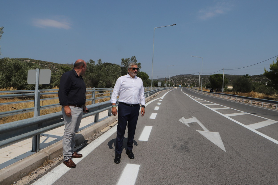 Περιφέρεια Αττικής: Προκηρύχθηκε ο διαγωνισμός για έργα ενίσχυσης της οδικής ασφάλειας στη Δυτική Αττική