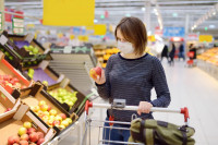 Μ. Βρετανία - Αγορές: Οι καταναλωτές εγκαταλείπουν τις online επιλογές και προτιμούν τα καταστήματα