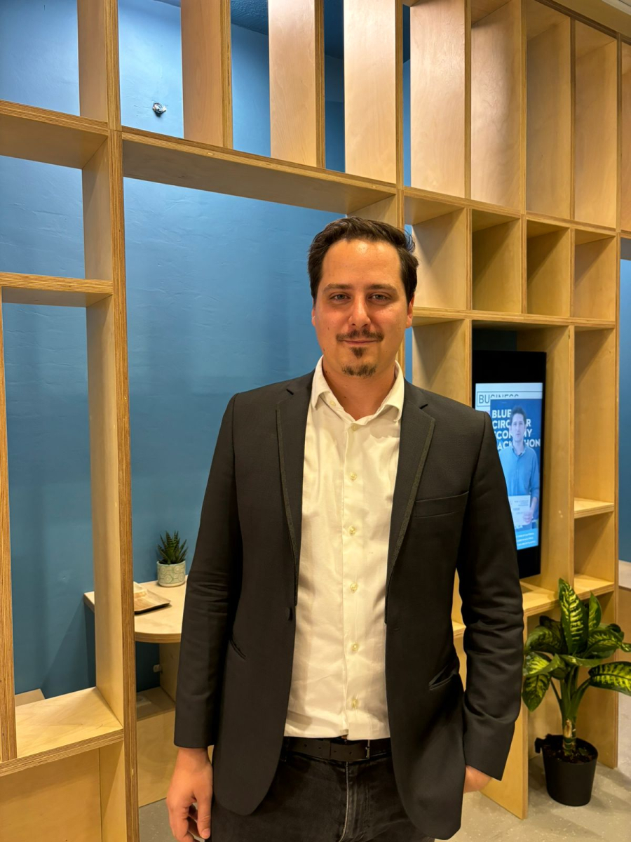 Τζέι Μέξης: Η προσωπική "Οδύσσεια" του ιδρυτή της ΜΚΟ που παρέχει δωρεάν επαγγελματκή κατάρτιση