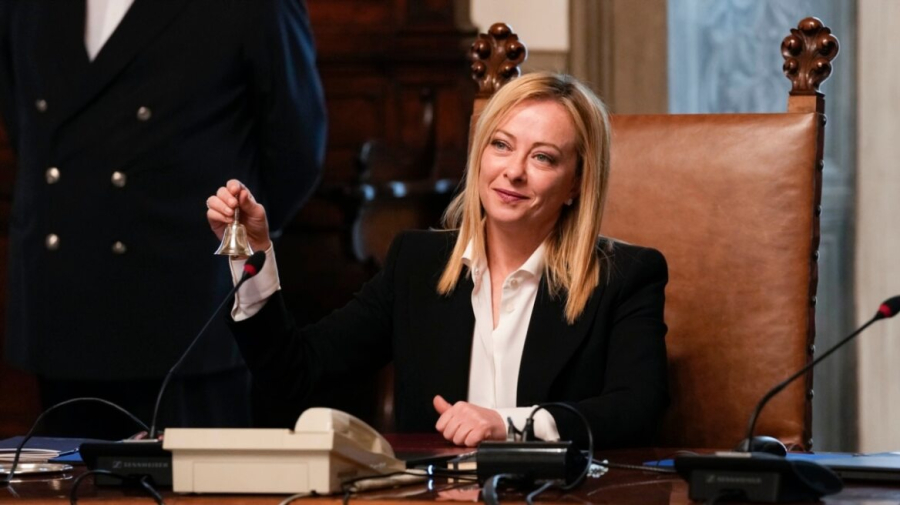 Ιταλία: Η Μελόνι ετοιμάζει πακέτο ενίσχυσης 10 δισ. ευρώ