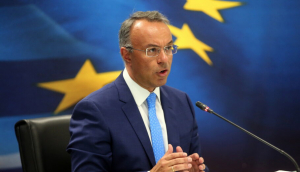 Σταϊκούρας: Θα συζητήσουμε με τον πρωθυπουργό για το αν θα πάρουμε νέα μέτρα