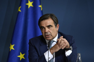 M. Σχοινάς: Από φθινόπωρο σε ΕΕ παραγωγή και χρήση μόνο εμβολίων mRNA που καλύπτουν και μεταλλάξεις