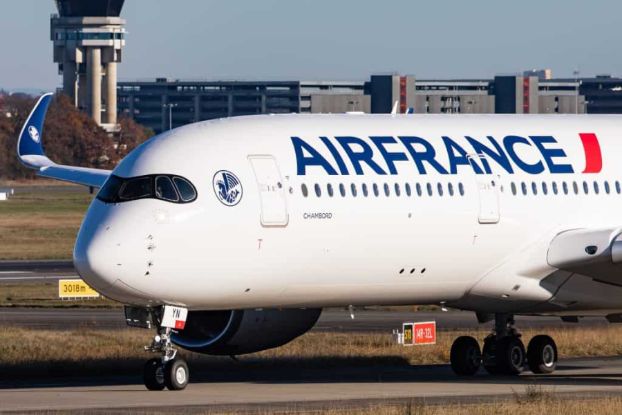 Air France: Γιορτάζει 70 χρόνια σύνδεσης μεταξύ Αθήνας και Παρισιού με επετειακή εκδήλωση