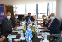 Μνημόνιο συνεργασίας Ελληνικής Αναπτυξιακής Τράπεζας-HDB με τον ΣΕΒ