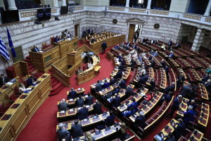 Απορρίφθηκε η ένσταση αντισυνταγματικότητας για διάταξη ΕΥΠ - Για δημιουργία κομματικού στρατού κατηγόρησε η αντιπολίτευση