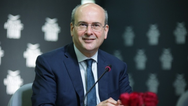 Χατζηδάκης: Θετική έκπληξη για την Ευρώπη, η Ελλάδα - Δίνουμε χωρίς να διακυβεύεται το μέλλον της οικονομίας