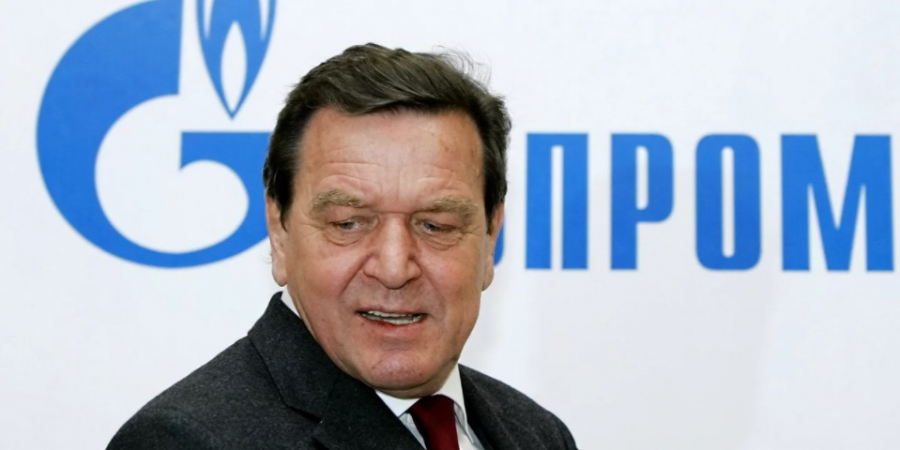 Η Μπορούσια Ντόρτμουντ καλεί τον Σρέντερ να παραιτηθεί από τις ρωσικές εταιρίες