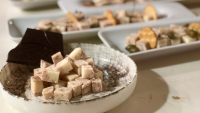 Το ξεχωριστό νέο προϊόν που παράγεται στην Ήπειρο από την Καράλης Α.Ε.: Η σοκολάτα συναντά το τυρί