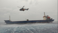 Φορτηγό πλοίο βυθίστηκε βόρεια της Άνδρου: Σώοι οι εννέα ναυτικοί