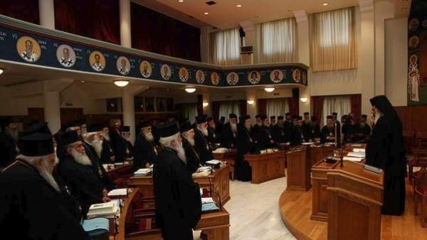 Κύκλοι Αρχιεπισκοπής: Η διαχείριση της πανδημίας δεν προσφέρεται για μικροπολιτική