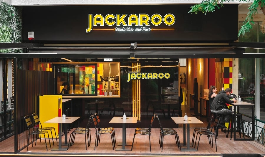 To τριπλό χτύπημα της Jackaroo μέσα στον Ιούνιο