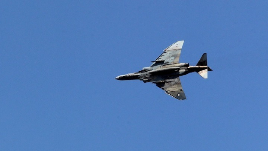Συνεχίζονται οι έρευνες για τον εντοπισμό του κυβερνήτη του F - 4
