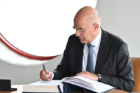 Ν. Δένδιας: Ως το 2030 η Πολεμική Αεροπορία θα έχει 200 σύγχρονα αεροσκάφη 4ης και 5ης γενιάς – Εξετάζεται η ναυπήγηση νέων φρεγατών