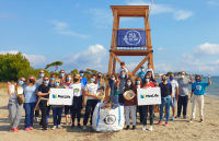 MetLife: Εθελοντική δράση για τον καθαρισμό της παραλίας της Αρτέμιδας