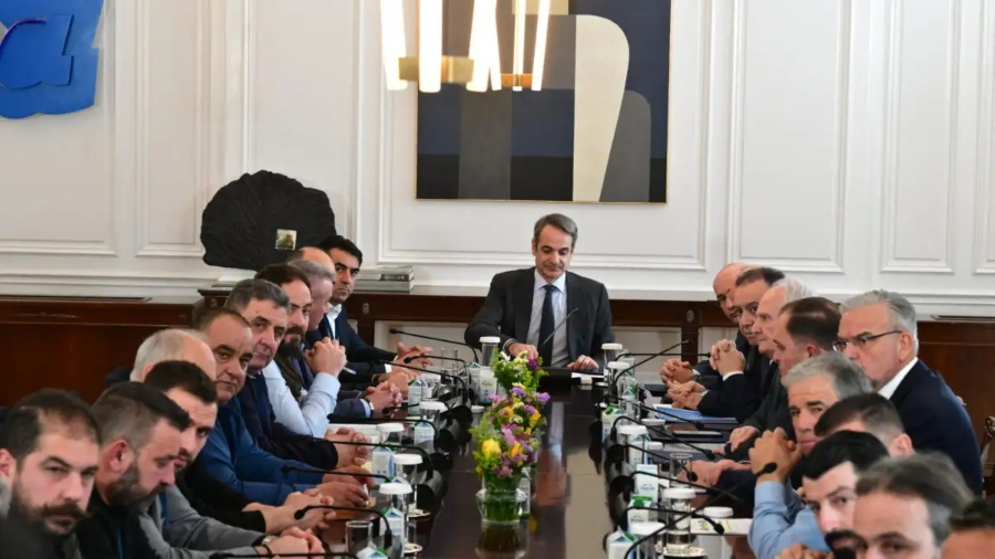 Κ Μητσοτάκης στη συνάντηση με κτηνοτρόφους: Προτεραιότητά μας είναι η οριστική εκρίζωση της ευλογιάς