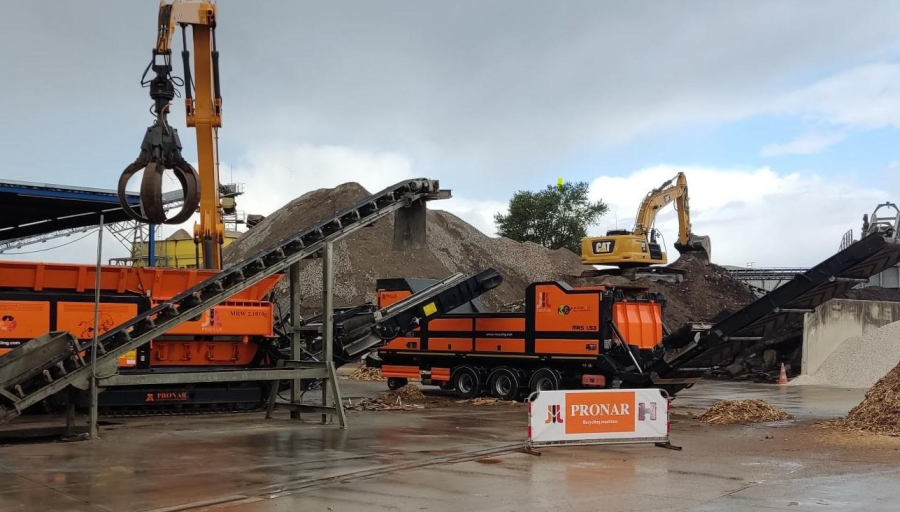 ΕΛΤΡΑΚ: Στρατηγική συνεργασία με την πολωνική εταιρεία PRONAR