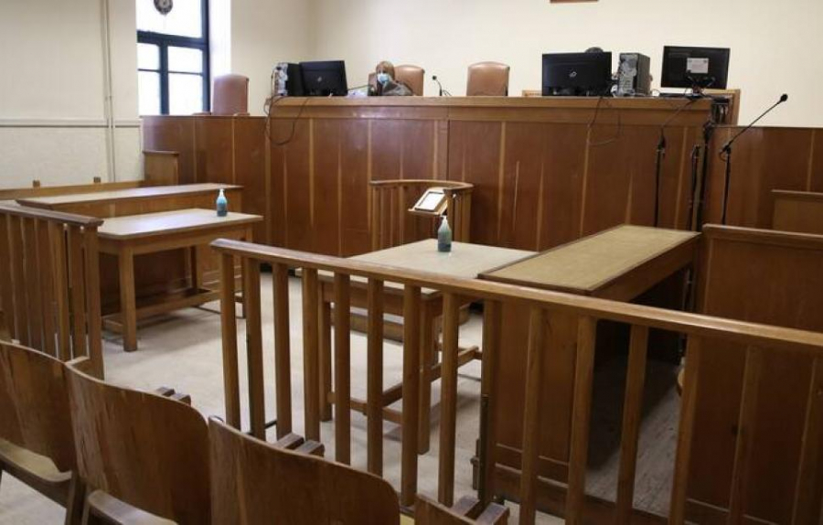 Ολοκληρώθηκε η ανάκριση για τη Novartis με την απολογία του Δ. Παπαγγελόπουλου