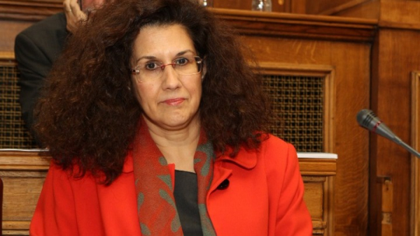 Στη Βουλή, στις 11:00, η Κ.Σπανού για να παραδώσει τα εκλογικά αποτελέσματα στον Κ. Τασούλα