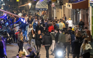 Βέλγιο: Εβδομαδιαία αύξηση κατά 83% στα κρούσματα Covid-19