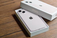 Apple: Κέρδη και έσοδα άνω των προσδοκιών με ναυαρχίδα το iPhone