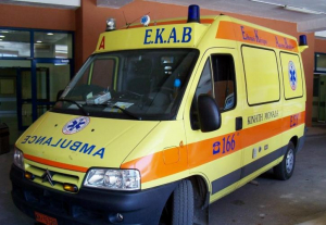 ΕΚΑΒ: 34 διακομιδές πυρόπληκτων σε νοσοκομεία στην Αττική