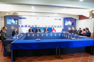 Οι αυτοδιοικητικοί πρέπει να γίνουν περισσότερο αποτελεσματικοί