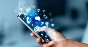 Τεχνητή νοημοσύνη: Οι εταιρίες βιάζονται να «ρίξουν» στην αγορά smartphone με ΑΙ